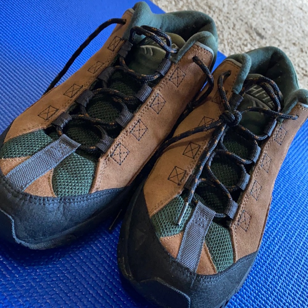 Hiking boots! *READ DESCRIPTION*